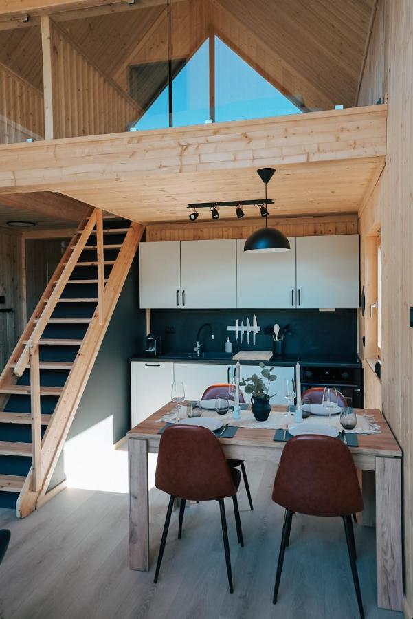 Lofoten Cabins Hopen  エクステリア 写真